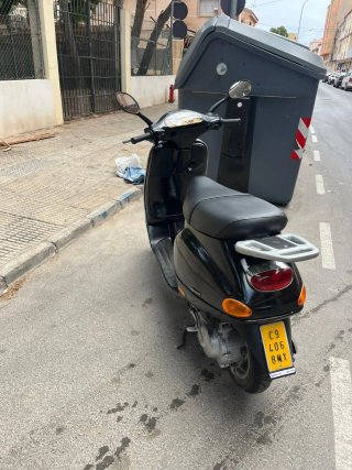 Vespa ET2 50cc Scooter Negra