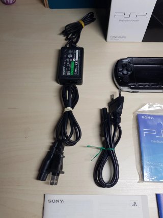 PSP Piano Black Sony PSP-3000 Caja