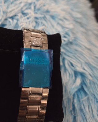 Reloj nuevo en Caja