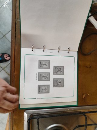 Collezione francobolli calcio Bolaffi