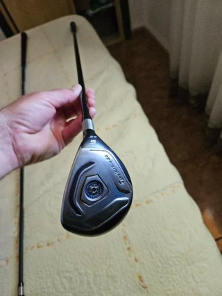 Palo de golf TaylorMade Híbrido 5 22°