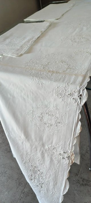 Lenzuolo matrimoniale, cotone ricamato con federe