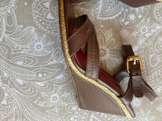 Cuñas Carolina Herrera Marrones