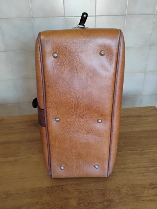 Bolso de viaje de cuero marrón