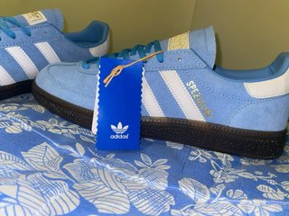Adidas Spezial Azul Claro