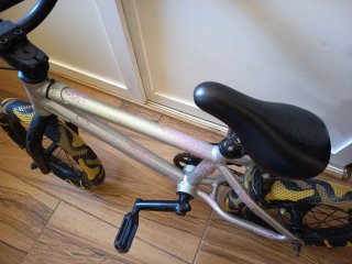 Bicicleta BMX cul 14.  Rueda trasera 32 radio