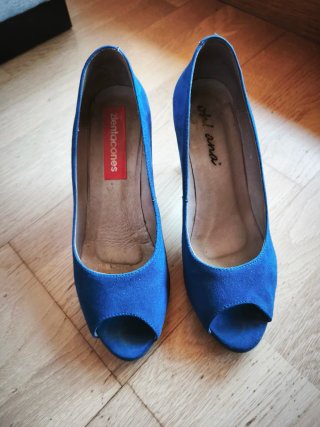 Zapato Tacón Ante Azul Eléctrico