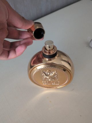 Bote vacío Lattafa Gold
