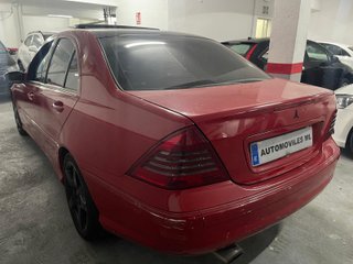 Mercedes-Benz Clase C 2005