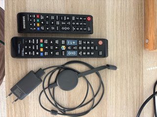 Smart TV Samsung 43” + pantalla Samsung 32” + GChr