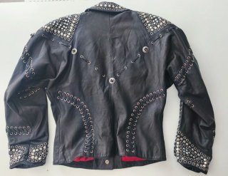 Chaqueta cuero tachuelas vintage 80s