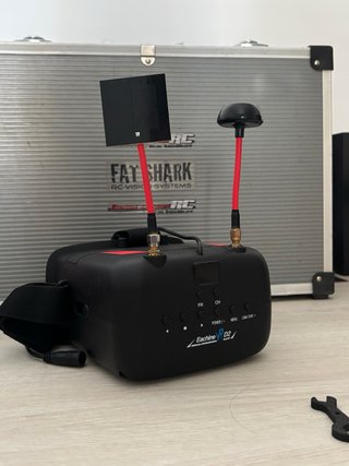 Dron FPV Eachine Wizzard X220 + Emisora + Gafas