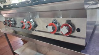 Cocina sobremesa Lotus 6 fuegos 2 mano