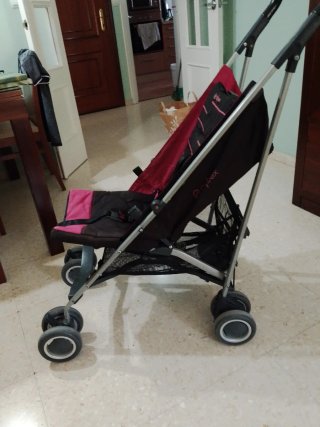 Passeggino Cybex rosa e nero