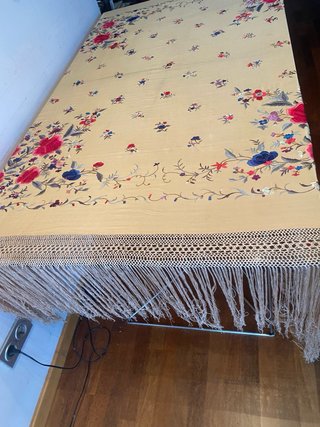Mantón de Manila Antiguo Bordado Flores