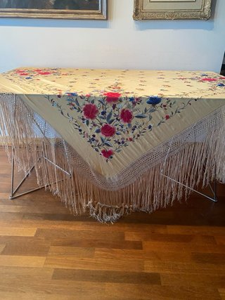 Mantón de Manila Antiguo Bordado Flores