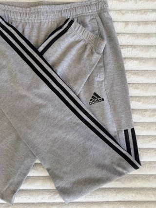 Pantalón chándal Adidas gris y negro Talla XS