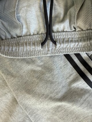 Pantalón chándal Adidas gris y negro Talla XS
