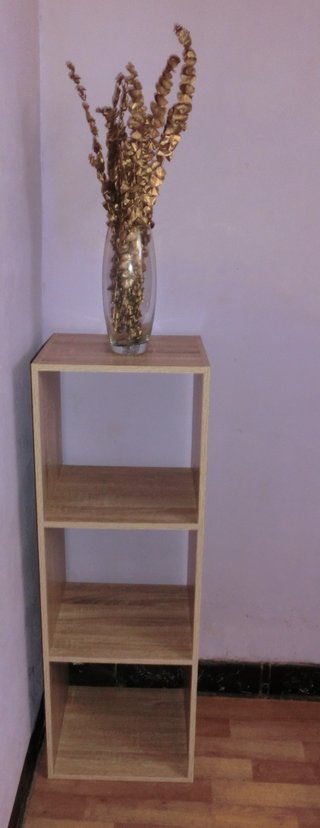 Estantería madera 3 baldas. Como Nueva