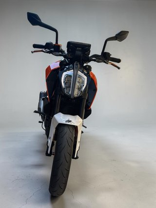 KTM Duke 390 2017 Naranja/Blanca