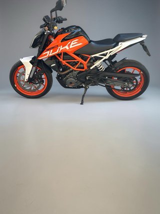 KTM Duke 390 2017 Naranja/Blanca