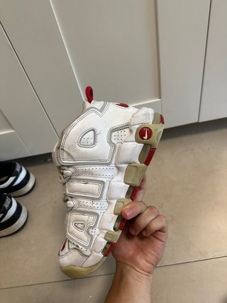 Nike Air More Uptempo Blancas Rojas
