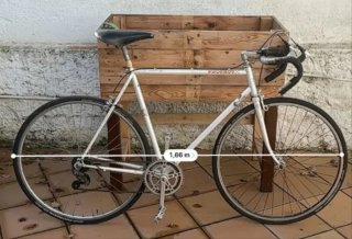 Bicicleta de carretera Peugeot clasica