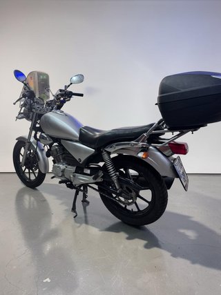 Yamaha YB125 2009 - 49760 km