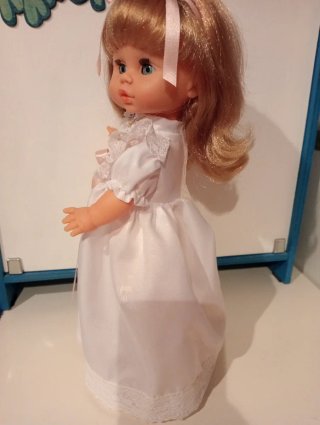 Muñeca comunión antigua