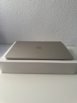 MacBook Air 15” M2 2023 - leer descripción