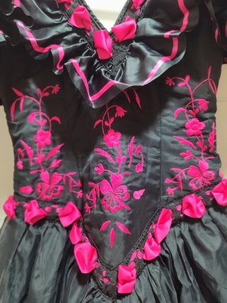 Traje Flamenca Negro y Fucsia Talla L