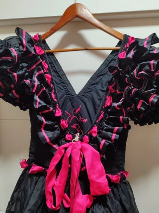 Traje Flamenca Negro y Fucsia Talla L
