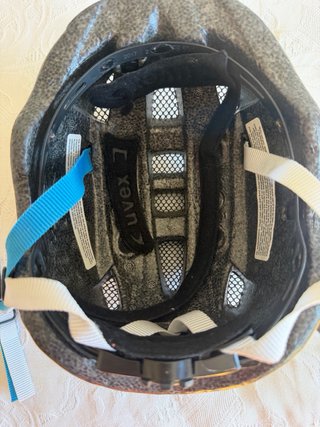 Casco Uvex Niño Regulable Bici
