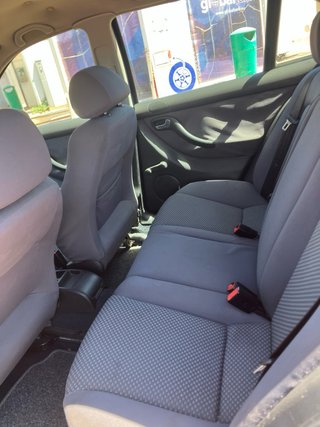 SEAT Leon 2004
