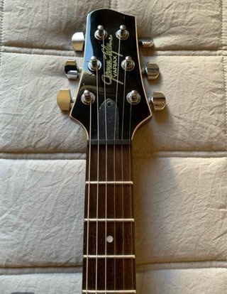 Guitarra Line 6 James Tyler Variax JTV-59