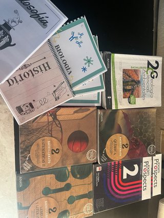 lote de libros 2 Bachillerato ciencias adoratrices