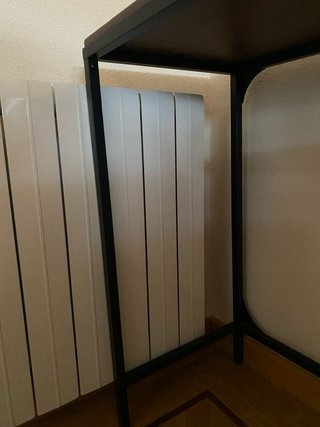 Escritorio madera y metal con estante