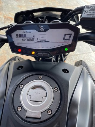 Yamaha MT-07 2018 negra
