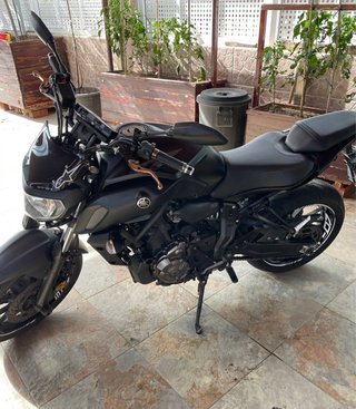 Yamaha MT-07 2018 negra