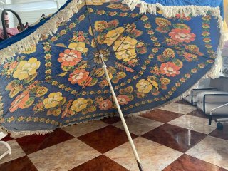 Sombrilla de playa vintage floral
