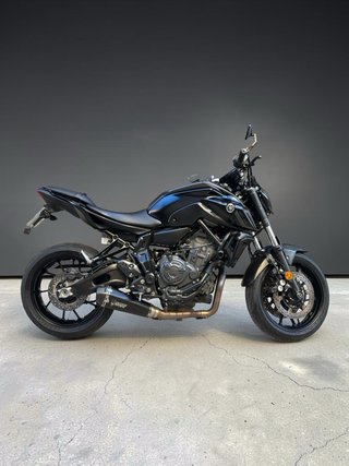 Yamaha MT-07 2022 - 2627 km