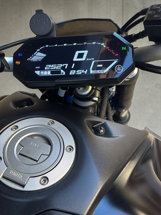 Yamaha MT-07 2022 - 2627 km