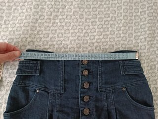 Minifalda vaquera de tiro alto
