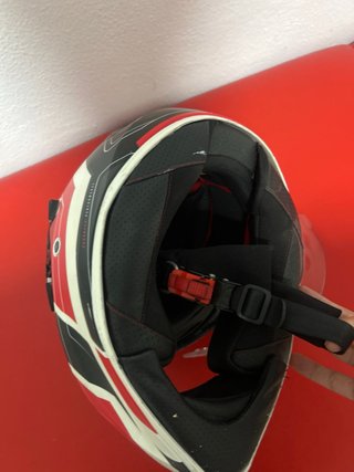 Casco de moto integral con visera
