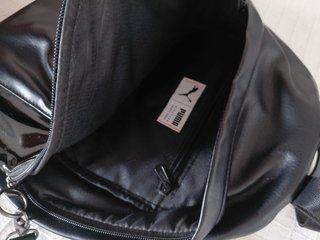 Mochila Puma Negra Charol