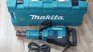 Makita HM1317C Martillo Demoledor 17Kg AVT