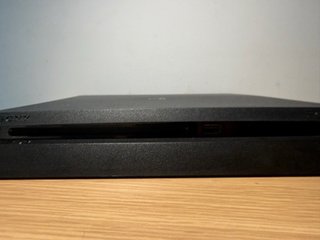 PS4 (PlayStation 4) + 2 mandos