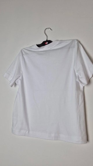 T-shirt nu-in branca tamanho M