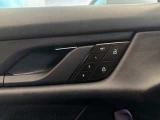 Porsche Taycan 2023