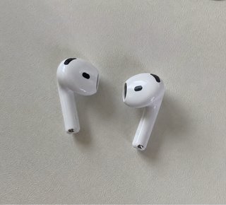 Airpods 4 sin cancelación de ruido